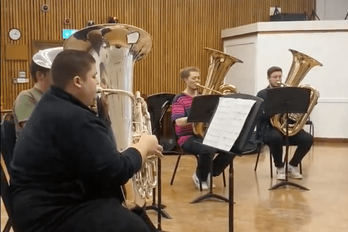 Rehearsing a few days before the concert.